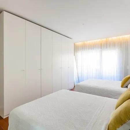 Semesterbostad River House